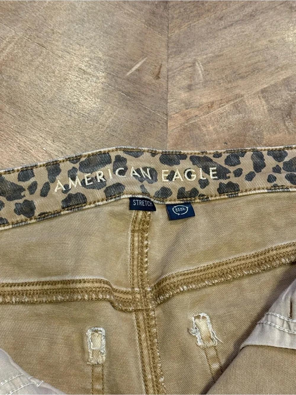 AE Stretch Leopard Low-Rise Baggy Wide-Leg Pant